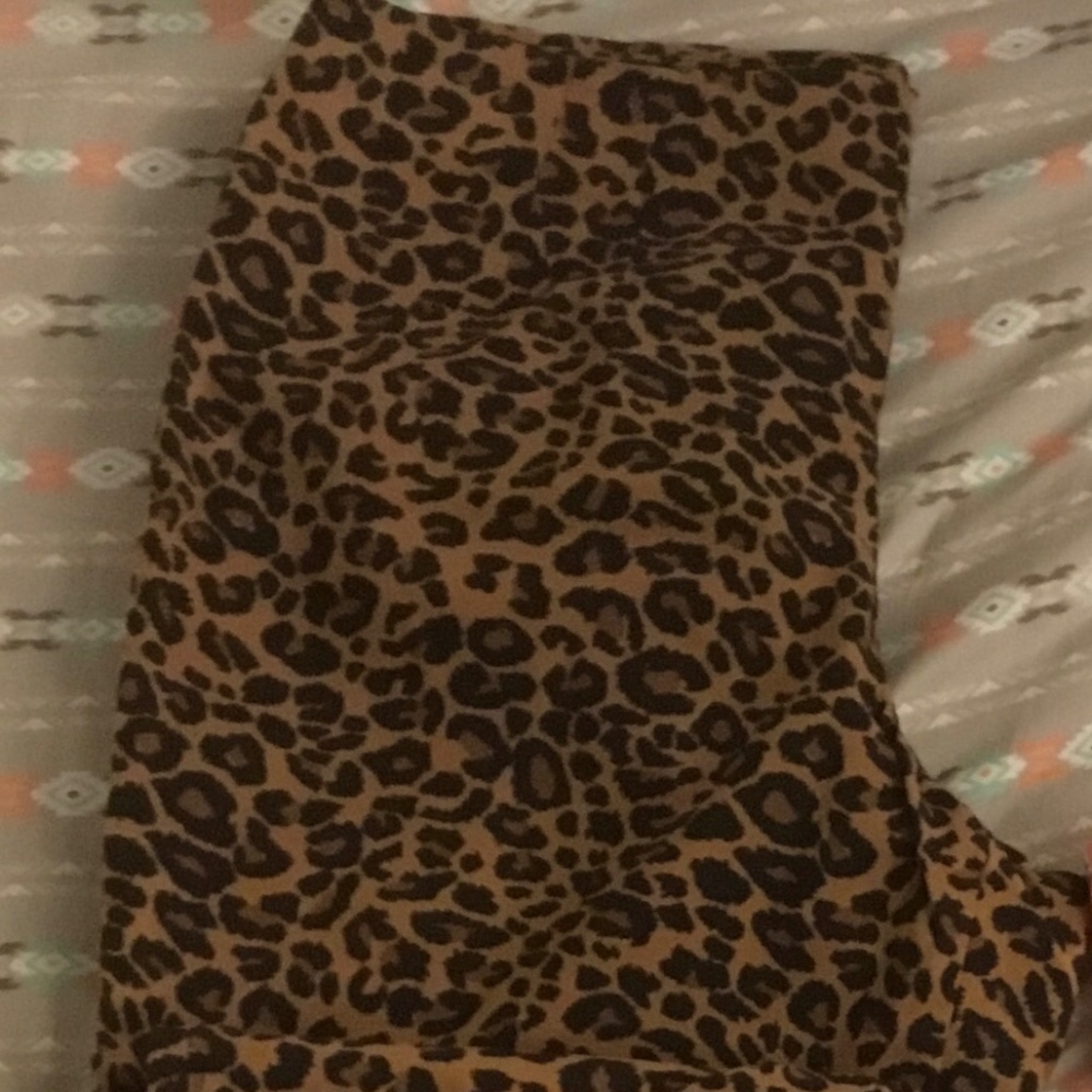 Leopard print capris